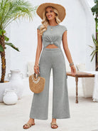 Round neck short sleeve knitted jumpsuit - ElegantAlpha