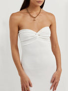 Strapless woolen dress - ElegantAlpha