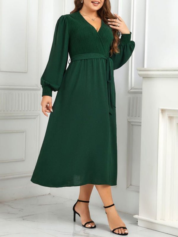 V - neck green design dress - ElegantAlpha