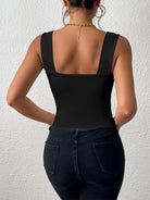 Wide shoulder sleeveless top - ElegantAlpha