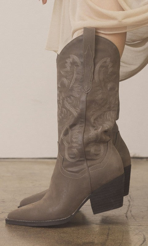 Amaya - Classic Western Boot - ElegantAlpha®