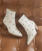 Ivanna - Star Studded Western Boots - ElegantAlpha®