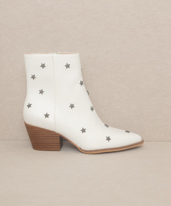 Ivanna - Star Studded Western Boots - ElegantAlpha®