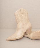 Nantes - Embroidered Cowboy Boots - ElegantAlpha®