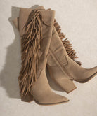 OUT WEST - Knee-High Fringe Boots - ElegantAlpha®