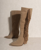 OUT WEST - Knee-High Fringe Boots - ElegantAlpha®