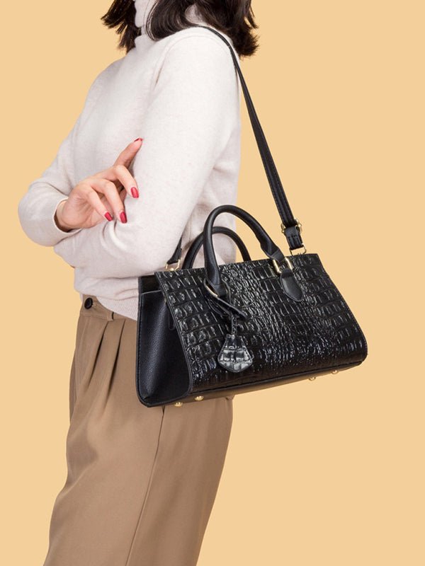 Retro Fashion Embossed Handheld Bag - ElegantAlpha®